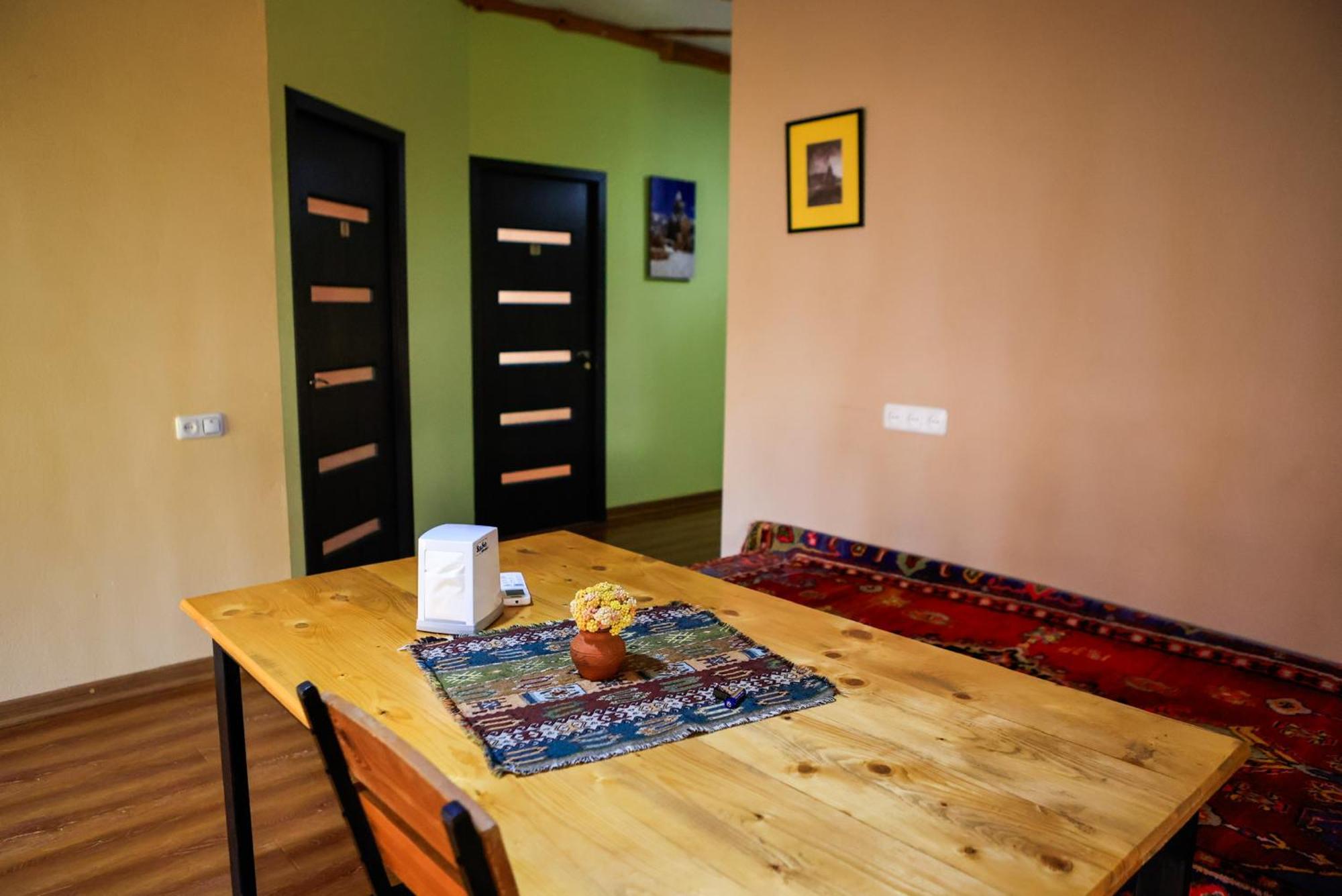 Areni Wine Art Panzió Kültér fotó
