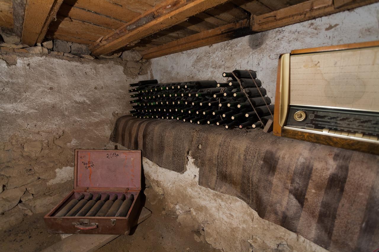 Areni Wine Art Panzió Kültér fotó